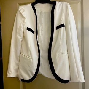 Unbranded WOMANS Blazer with Shoulder Pads
